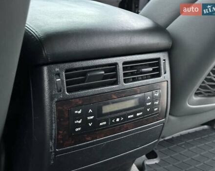 Чорний Тойота Ленд Крузер, об'ємом двигуна 4.46 л та пробігом 210 тис. км за 27500 $, фото 38 на Automoto.ua