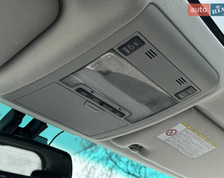 Чорний Тойота Ленд Крузер, об'ємом двигуна 4.46 л та пробігом 210 тис. км за 27500 $, фото 78 на Automoto.ua