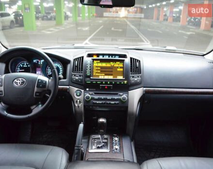 Чорний Тойота Ленд Крузер, об'ємом двигуна 4.5 л та пробігом 278 тис. км за 24990 $, фото 22 на Automoto.ua