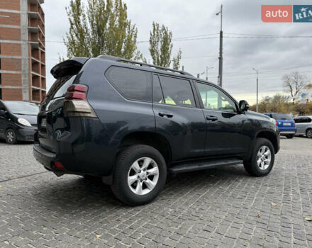 Черный Тойота Ленд Крузер, объемом двигателя 2.69 л и пробегом 267 тыс. км за 18700 $, фото 7 на Automoto.ua