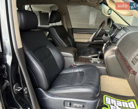 Черный Тойота Ленд Крузер, объемом двигателя 4.7 л и пробегом 170 тыс. км за 29500 $, фото 28 на Automoto.ua