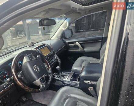 Черный Тойота Ленд Крузер, объемом двигателя 4.5 л и пробегом 209 тыс. км за 30000 $, фото 7 на Automoto.ua