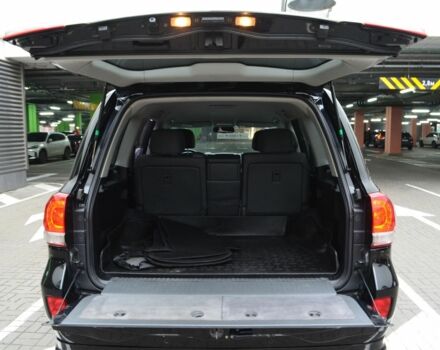 Чорний Тойота Ленд Крузер, об'ємом двигуна 0 л та пробігом 278 тис. км за 24990 $, фото 11 на Automoto.ua