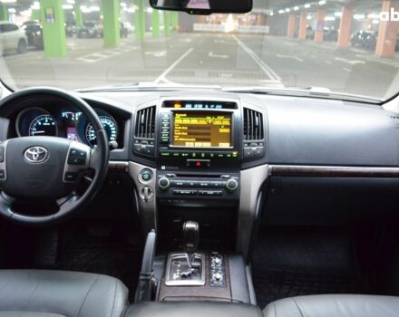 Чорний Тойота Ленд Крузер, об'ємом двигуна 0 л та пробігом 278 тис. км за 24990 $, фото 16 на Automoto.ua