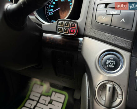 Черный Тойота Ленд Крузер, объемом двигателя 4.7 л и пробегом 170 тыс. км за 29500 $, фото 19 на Automoto.ua