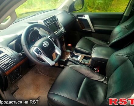 Черный Тойота Ленд Крузер, объемом двигателя 3 л и пробегом 350 тыс. км за 22500 $, фото 4 на Automoto.ua