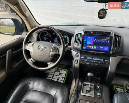 Черный Тойота Ленд Крузер, объемом двигателя 4.7 л и пробегом 170 тыс. км за 29500 $, фото 16 на Automoto.ua