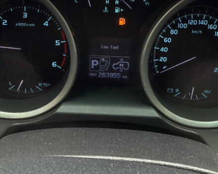 Чорний Тойота Ленд Крузер, об'ємом двигуна 4.46 л та пробігом 264 тис. км за 29000 $, фото 37 на Automoto.ua