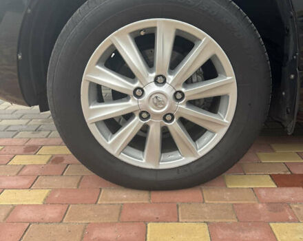 Чорний Тойота Ленд Крузер, об'ємом двигуна 4.46 л та пробігом 390 тис. км за 27000 $, фото 13 на Automoto.ua