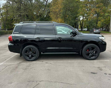 Черный Тойота Ленд Крузер, объемом двигателя 4.67 л и пробегом 290 тыс. км за 27000 $, фото 2 на Automoto.ua