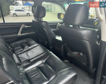 Чорний Тойота Ленд Крузер, об'ємом двигуна 4.5 л та пробігом 385 тис. км за 30500 $, фото 4 на Automoto.ua