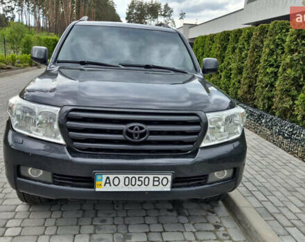 Черный Тойота Ленд Крузер, объемом двигателя 4.46 л и пробегом 294 тыс. км за 30000 $, фото 2 на Automoto.ua