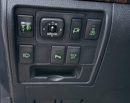 Чорний Тойота Ленд Крузер, об'ємом двигуна 4.46 л та пробігом 264 тис. км за 29000 $, фото 46 на Automoto.ua