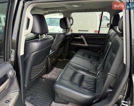 Черный Тойота Ленд Крузер, объемом двигателя 4.5 л и пробегом 327 тыс. км за 28500 $, фото 12 на Automoto.ua