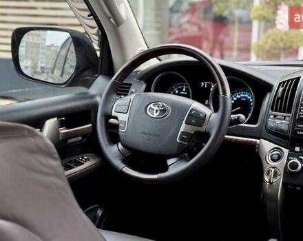 Чорний Тойота Ленд Крузер, об'ємом двигуна 4.5 л та пробігом 248 тис. км за 26069 $, фото 25 на Automoto.ua