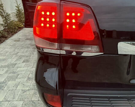 Чорний Тойота Ленд Крузер, об'ємом двигуна 4.46 л та пробігом 264 тис. км за 29000 $, фото 14 на Automoto.ua