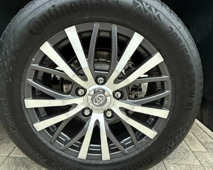 Чорний Тойота Ленд Крузер, об'ємом двигуна 4.46 л та пробігом 264 тис. км за 29000 $, фото 2 на Automoto.ua