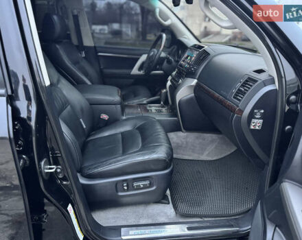 Черный Тойота Ленд Крузер, объемом двигателя 4.5 л и пробегом 335 тыс. км за 23500 $, фото 31 на Automoto.ua