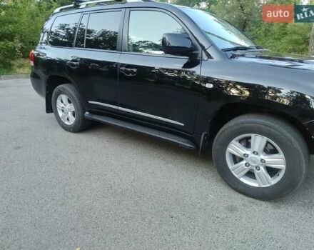 Черный Тойота Ленд Крузер, объемом двигателя 4.46 л и пробегом 335 тыс. км за 29990 $, фото 11 на Automoto.ua