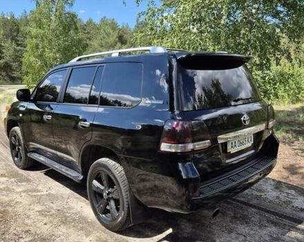 Черный Тойота Ленд Крузер, объемом двигателя 4.5 л и пробегом 364 тыс. км за 28900 $, фото 19 на Automoto.ua