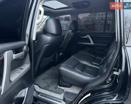 Черный Тойота Ленд Крузер, объемом двигателя 4.5 л и пробегом 335 тыс. км за 23500 $, фото 25 на Automoto.ua