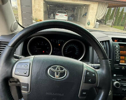 Чорний Тойота Ленд Крузер, об'ємом двигуна 4.46 л та пробігом 264 тис. км за 29000 $, фото 9 на Automoto.ua