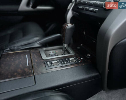 Черный Тойота Ленд Крузер, объемом двигателя 4.5 л и пробегом 335 тыс. км за 23500 $, фото 34 на Automoto.ua