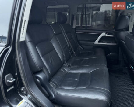 Черный Тойота Ленд Крузер, объемом двигателя 4.5 л и пробегом 335 тыс. км за 23500 $, фото 29 на Automoto.ua