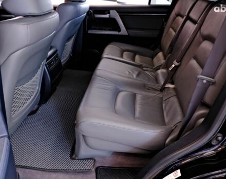 Черный Тойота Ленд Крузер, объемом двигателя 4.5 л и пробегом 241 тыс. км за 24900 $, фото 7 на Automoto.ua