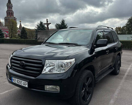 Черный Тойота Ленд Крузер, объемом двигателя 4.67 л и пробегом 290 тыс. км за 27000 $, фото 1 на Automoto.ua