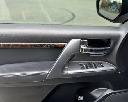 Чорний Тойота Ленд Крузер, об'ємом двигуна 4.5 л та пробігом 261 тис. км за 31500 $, фото 27 на Automoto.ua