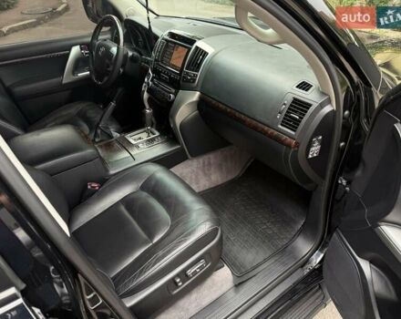 Черный Тойота Ленд Крузер, объемом двигателя 4.5 л и пробегом 174 тыс. км за 35500 $, фото 37 на Automoto.ua