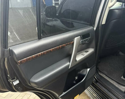 Чорний Тойота Ленд Крузер, об'ємом двигуна 4.46 л та пробігом 149 тис. км за 29500 $, фото 19 на Automoto.ua