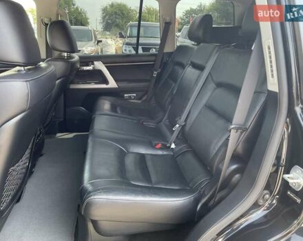 Черный Тойота Ленд Крузер, объемом двигателя 4.5 л и пробегом 338 тыс. км за 29500 $, фото 11 на Automoto.ua