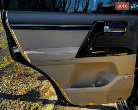 Черный Тойота Ленд Крузер, объемом двигателя 4.6 л и пробегом 192 тыс. км за 35990 $, фото 28 на Automoto.ua