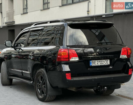 Чорний Тойота Ленд Крузер, об'ємом двигуна 4.46 л та пробігом 285 тис. км за 27800 $, фото 18 на Automoto.ua
