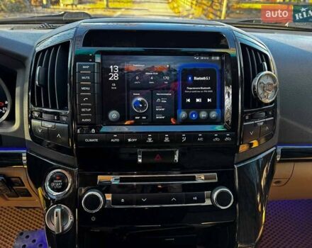 Черный Тойота Ленд Крузер, объемом двигателя 4.6 л и пробегом 192 тыс. км за 35990 $, фото 23 на Automoto.ua