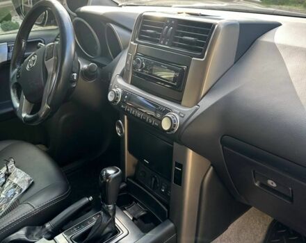 Черный Тойота Ленд Крузер, объемом двигателя 4 л и пробегом 180 тыс. км за 25500 $, фото 5 на Automoto.ua