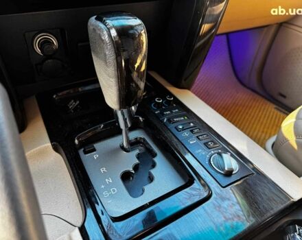 Черный Тойота Ленд Крузер, объемом двигателя 4.6 л и пробегом 192 тыс. км за 35990 $, фото 27 на Automoto.ua