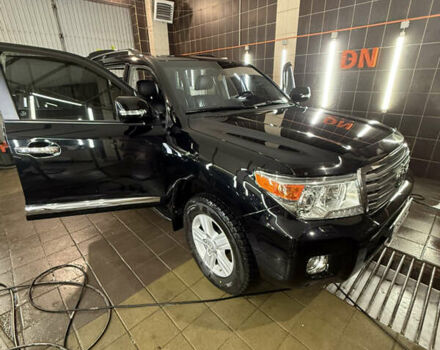 Черный Тойота Ленд Крузер, объемом двигателя 4.46 л и пробегом 140 тыс. км за 41000 $, фото 10 на Automoto.ua