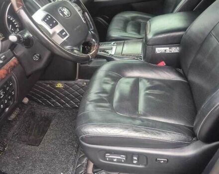 Чорний Тойота Ленд Крузер, об'ємом двигуна 4.46 л та пробігом 300 тис. км за 33000 $, фото 9 на Automoto.ua