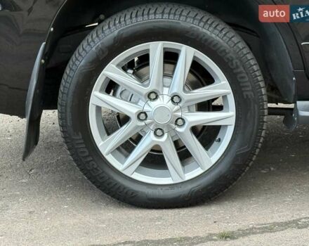 Черный Тойота Ленд Крузер, объемом двигателя 4.5 л и пробегом 174 тыс. км за 35500 $, фото 11 на Automoto.ua