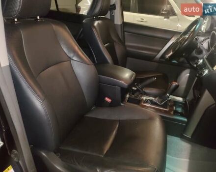 Черный Тойота Ленд Крузер, объемом двигателя 2.69 л и пробегом 241 тыс. км за 21000 $, фото 8 на Automoto.ua