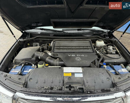 Чорний Тойота Ленд Крузер, об'ємом двигуна 4.46 л та пробігом 149 тис. км за 29500 $, фото 41 на Automoto.ua