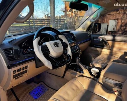 Черный Тойота Ленд Крузер, объемом двигателя 4.6 л и пробегом 192 тыс. км за 35990 $, фото 16 на Automoto.ua