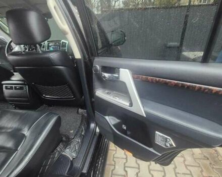 Чорний Тойота Ленд Крузер, об'ємом двигуна 4.46 л та пробігом 300 тис. км за 33000 $, фото 23 на Automoto.ua