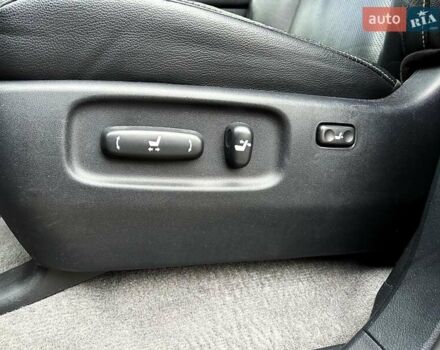 Черный Тойота Ленд Крузер, объемом двигателя 4.46 л и пробегом 149 тыс. км за 34700 $, фото 45 на Automoto.ua