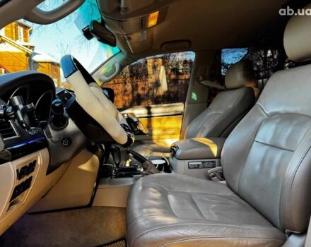 Черный Тойота Ленд Крузер, объемом двигателя 4.6 л и пробегом 192 тыс. км за 35990 $, фото 19 на Automoto.ua