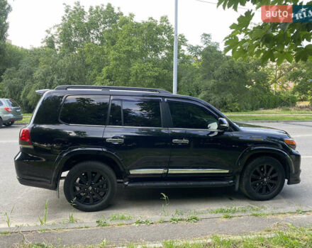 Черный Тойота Ленд Крузер, объемом двигателя 4.5 л и пробегом 200 тыс. км за 27000 $, фото 4 на Automoto.ua