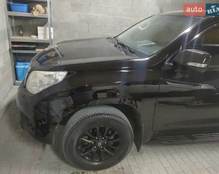 Черный Тойота Ленд Крузер, объемом двигателя 2.69 л и пробегом 241 тыс. км за 21000 $, фото 2 на Automoto.ua